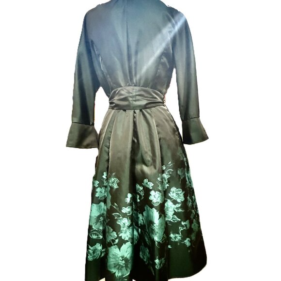 Teri Jon Elegant Flared Emerald and Forest Green Print Dress with Pockets - Picture 3 of 6